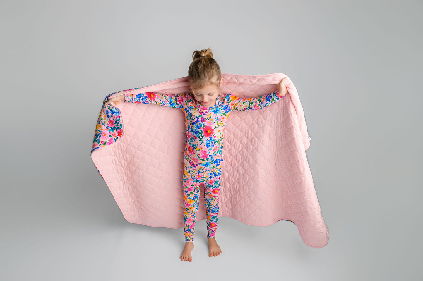 Ribbed Pretty in Pink Wildflower Toddler Bamboo Quilted Blanket